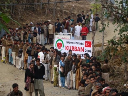 Yardımeli 30 ülkede kurban kesecek