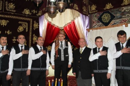 Yaren geceleri başladı