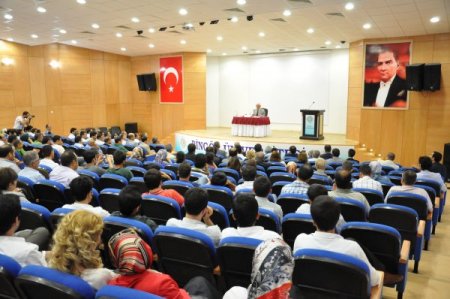 Yargıtay Onursal Başkanı Selçuk: Türkiye'de, Demokrasi Sorunu Var