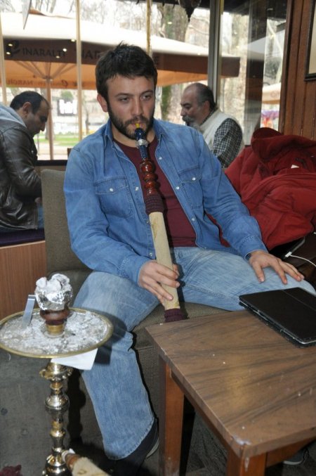 Yasağa tepki gösteren nargileciler, Anayasa Mahkemesi’ne gidiyor