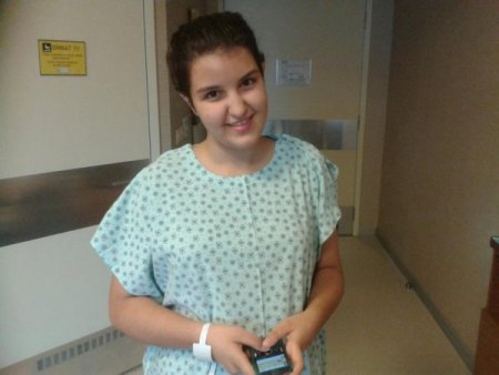 Yaşamasına mucize denen genç Handan'a, ölen akranının karaciğeri nakledildi