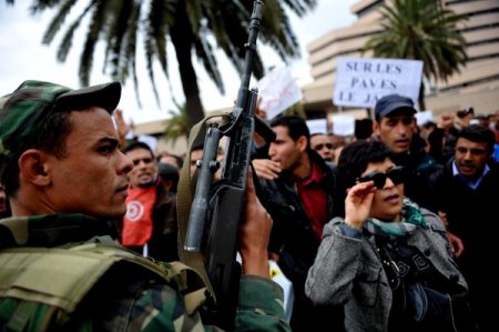 Yasemin Devrimi Tunus