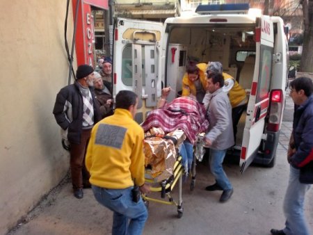 Yaşlı Adam, Elektrikli Isıtıcının Üstüne Düşmesi Sonucu Ağır Yaralandı