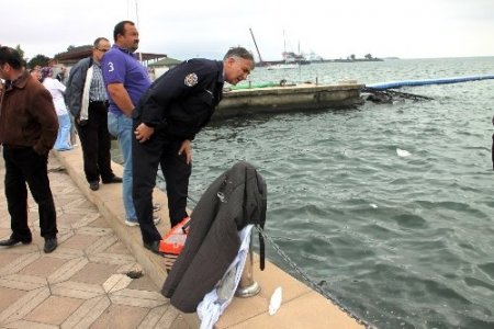 Yaşlı adamın cesedi 50 dakika sonra çıkarıldı