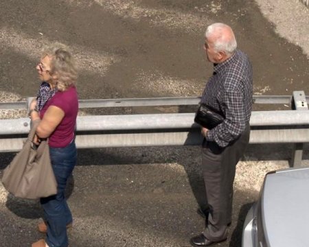 Yaşlı Çift, Hurdaya Dönen Otomobilden Sağlam Çıktı
