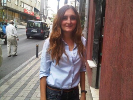 Yat yangınında ölen Merve'den geriye fotoğrafları kaldı