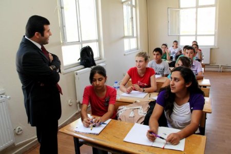 Yatağan İmam Hatip Ortaokulu ve Lisesi'ne 118 öğrenci kayıt yaptırdı