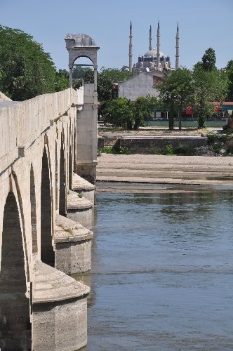 Yatağına sığmayan Meriç Nehri susuz kaldı