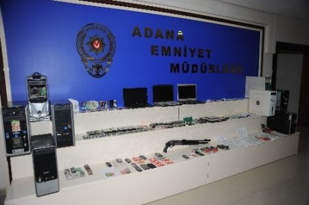 Yattığı yerden vatandaşı terörle korkutup dolandıran çeteye darbe