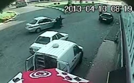 Yayalara çarpma anı kamerada