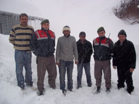 Yayla Evinde Mahsur Kalan 2 Kişi, 6 Saatlik Çalışma Sonucu Kurtarıldı