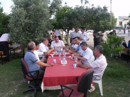 Yaylakaya İlköğretim Okulu katmer şenliği düzenledi