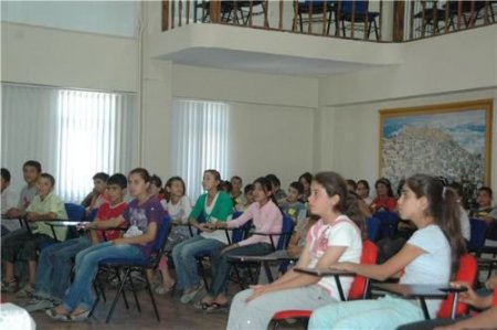 Yaz Okulu Öğrencilerine Yangın Söndürme Eğitimi