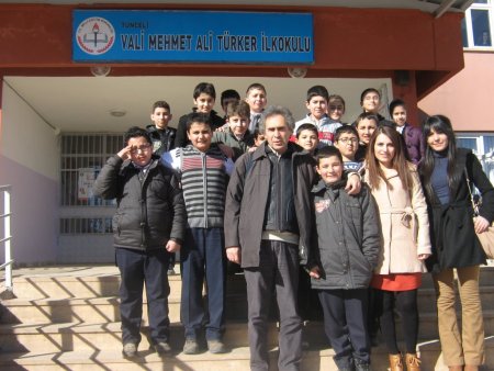 Yazar Fatih Erdoğan, Tunceli’de öğrencilerle bir araya geldi