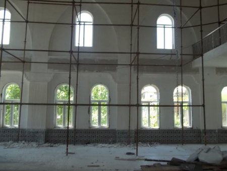 Yeditepe Merkez Camii'nde İç Dekorasyon Yenileniyor
