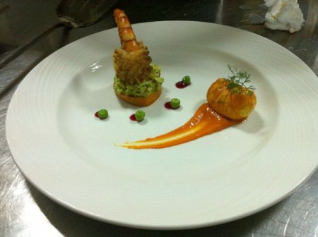 Yemek yarışmasında 16 derece alan Goldcity aşçıları başarılarını kutladı