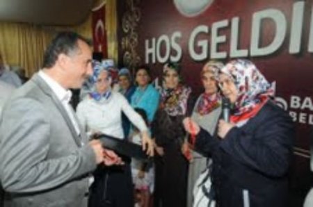 Yemekleri Yaptılar, Altınları Kaptılar