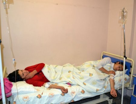 Yemekten zehirlenen 57 öğrencinin sağlık durumu iyi