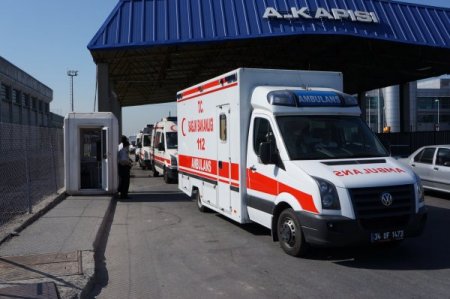 Yemenli Yaralılar İstanbul'a Getirildi