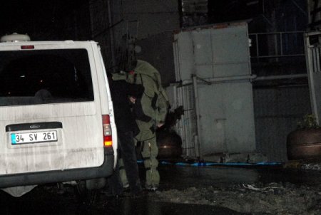 Yeni Akit'in basıldığı matbaaya ses bombalı saldırı