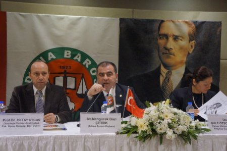 Yeni anayasanın merkezi 'hak ve özgürlükler' olmalı
