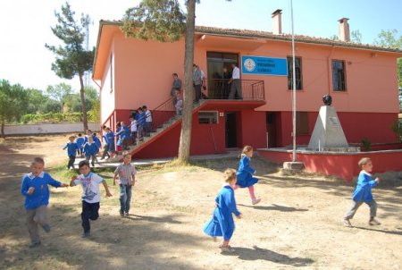 Yeni eğitim sistemi bu mahalleye daha çok yaradı
