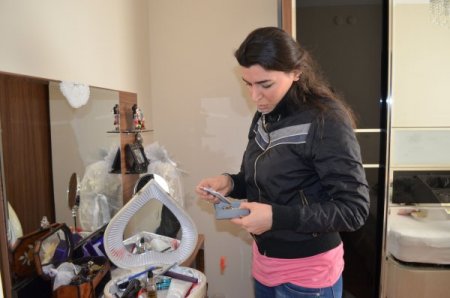 Yeni evli çiftin evini soyup kayıplara karıştılar (Özel)