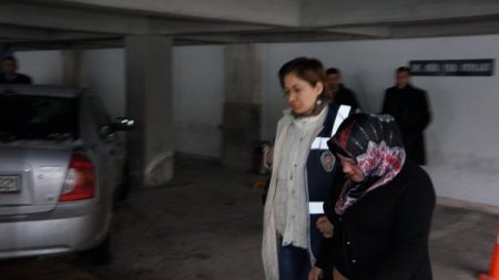 Yeni evli gelinleri gasp eden 11 kişilik çete çökertildi