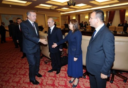 Yeni Kabinenin İlk Bakanlar Kurulu Toplantısı Başladı