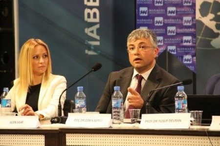 ‘Yeni medya ve eğitim ilişkisi’ Marmara İletişim’de tartışıldı