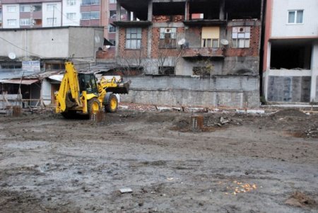Yeni Pazar Yeri Teslim Tarihinden Önce Bitirilecek
