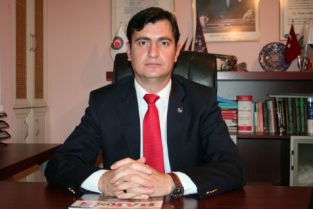 'Yeni sendika kanunuyla 12 Eylül ürünü paslı bir çivi yerinden çıkarıldı'