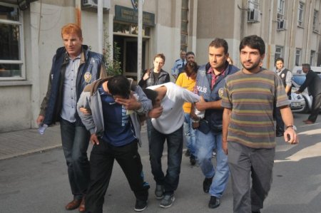 Yeni sevgilisiyle plan kurup eski sevgilini gasp etti