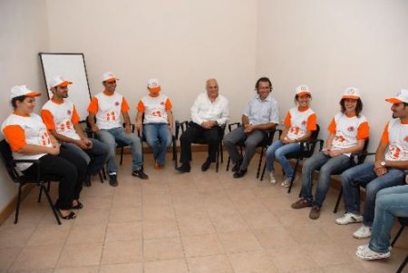 Yeni Üniversitelileri Akranları Üniversiteye Alıştıracak
