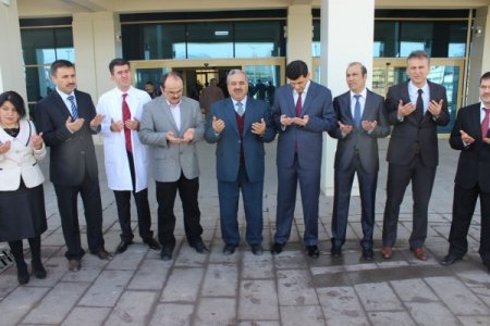 Yeni Uşak Devlet Hastanesi hizmete başladı