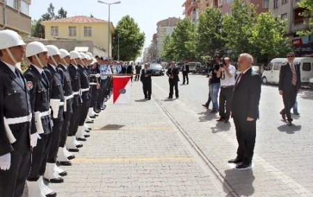 Yeni Uşak Emniyet Müdürü Toprak görevine başladı