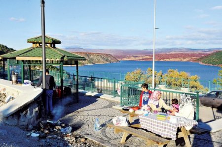 Yeniden düzenlenen Kurtboğazı Rekreasyon Alanı hizmet vermeye başladı