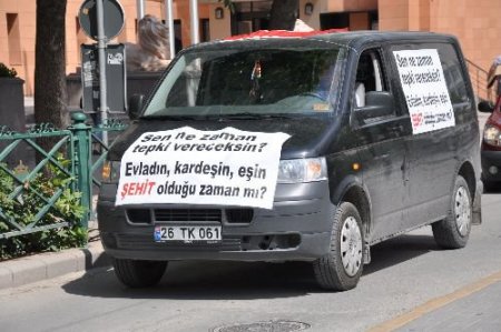 Yerel Gazeteciden Teröre Protesto