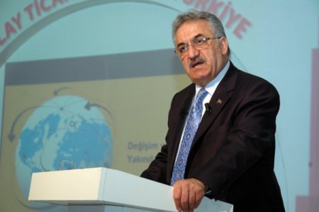 ‘Yerinde gümrükleme’ ile sınır kapılarındaki TIR kuyrukları bitecek