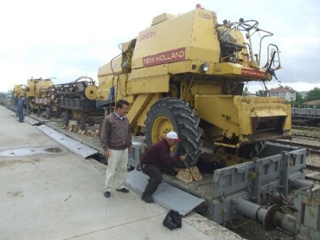 Yerköy’de, biçerdöverler hasat için yola çıktı