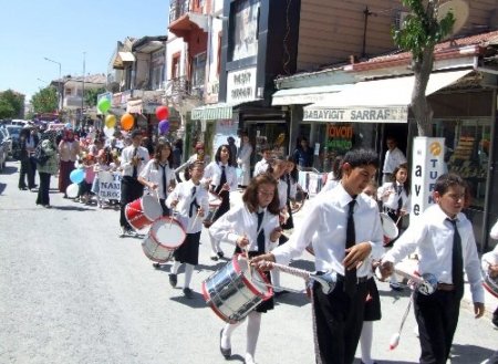 Yerköy’de Eğitim Şenliği yürüyüşü yapıldı
