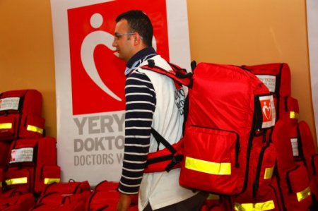 Yeryüzü Doktorları 2013’te de Suriyelilerin yanında