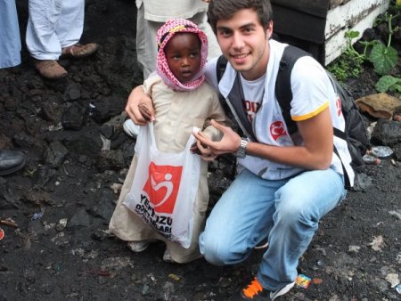 Yeryüzü Doktorları Afrika’da çifte bayram yaşattı