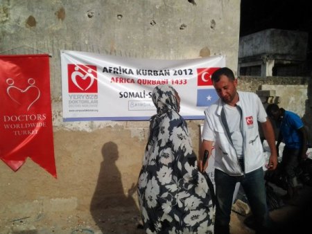 Yeryüzü Doktorları Afrika’da çifte bayram yaşattı