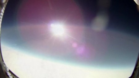 Yeryüzünü 30 Km Yukarıdan Hd Kamera İle Görüntülediler