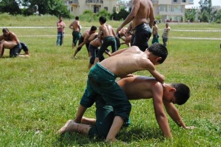 Yeşil Yeşil:Kırkpınar'da kemerin sahibi oluncaya kadar güreşi bırakmayacağım