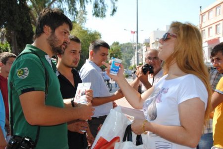 Yeşilay'dan bira festivaline ayranlı protesto