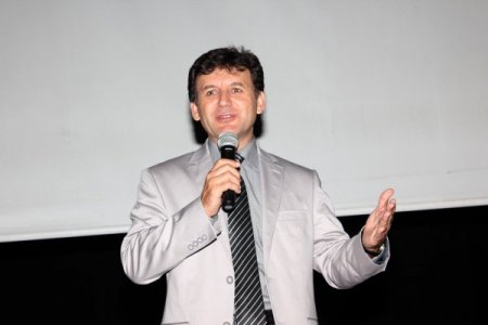 Yeşildağ: Çocuklar anne ve babalarını örnek alıyor, onlara güzel örnek olalım