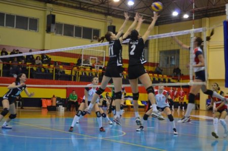 Yeşilyurt’u 3-0 yenen VakıfBank kupada yarı finalde
