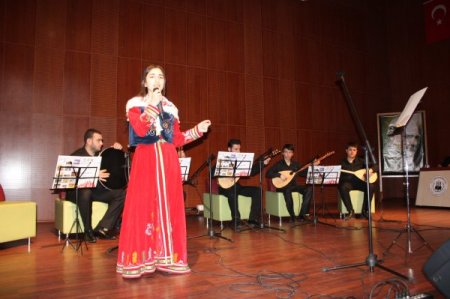 Yetiştirme Yurtlarında Kalan Gençler, Şiir Ve Türküleriyle ‘kültür Köprüsü’ Kurdu